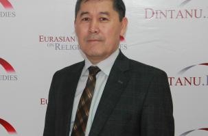 Әшірбек Муминов: Қолжазбаны сатып алсақ та сақтап қалайық